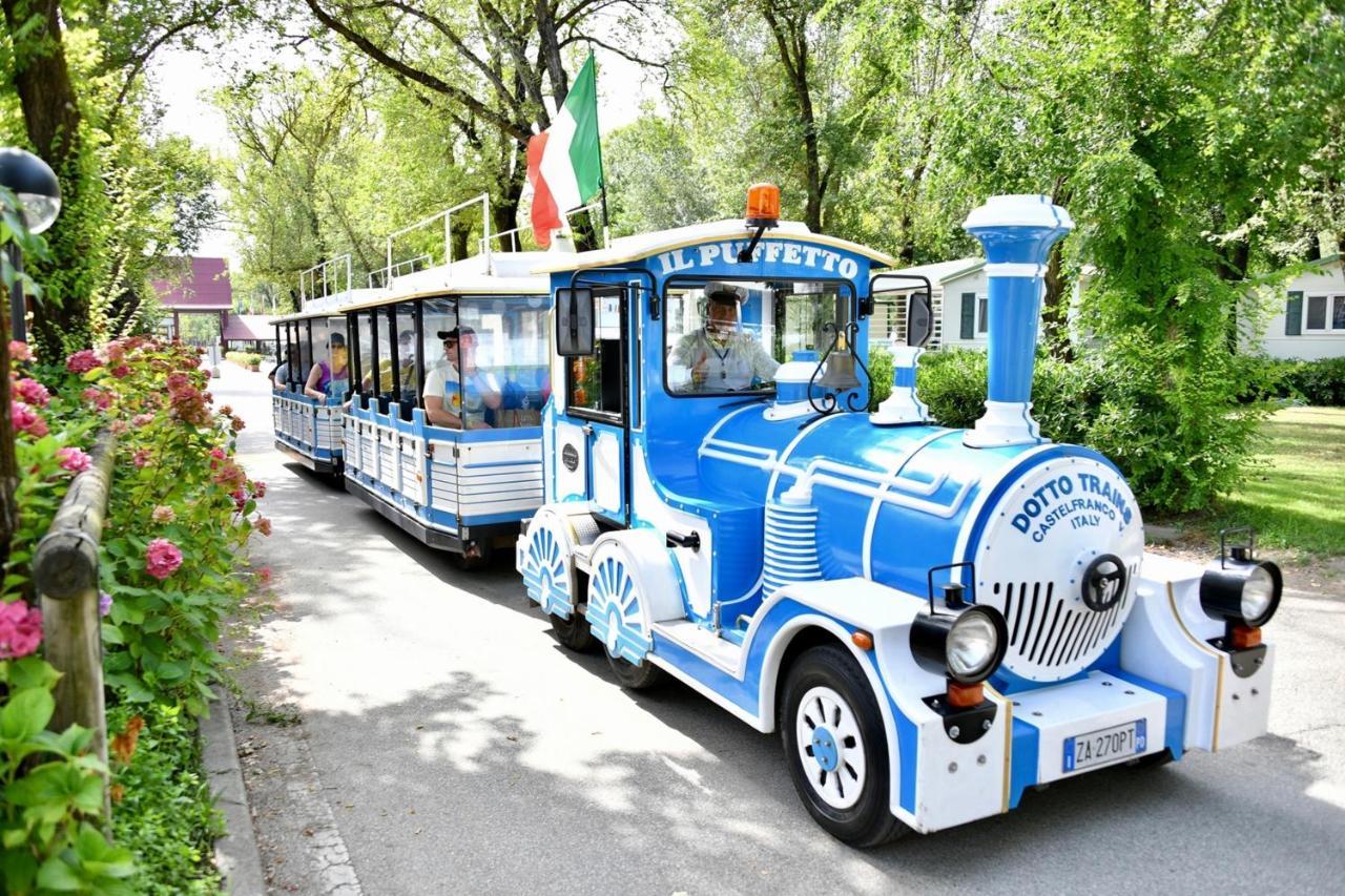 Isamar Holiday Village Ca Lino エクステリア 写真 The train