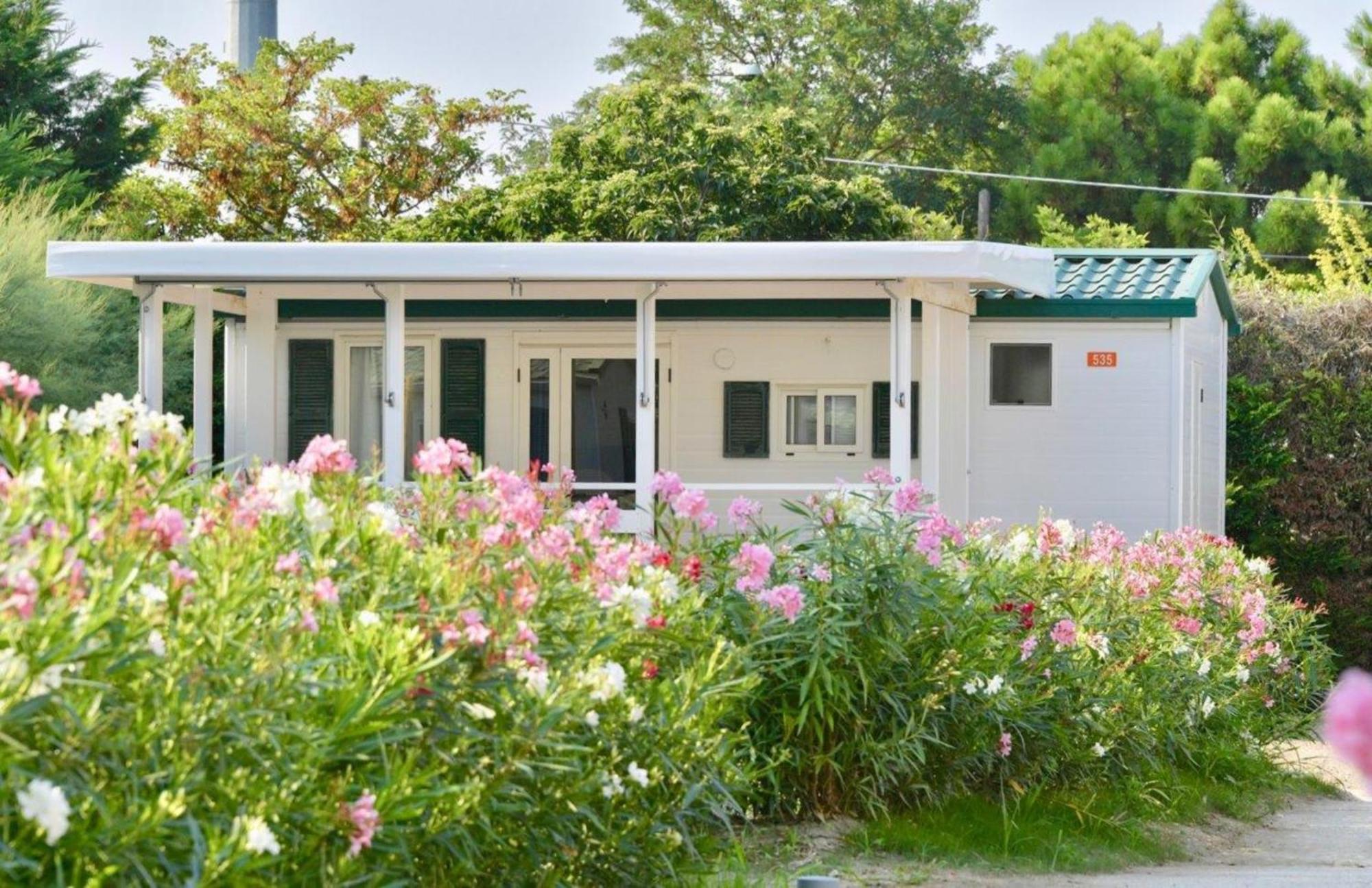 Isamar Holiday Village Ca Lino 部屋 写真 The station building