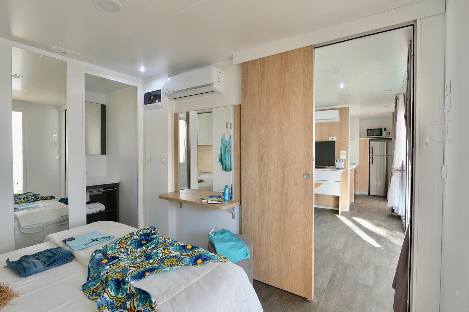 Isamar Holiday Village Ca Lino エクステリア 写真 A sliding door