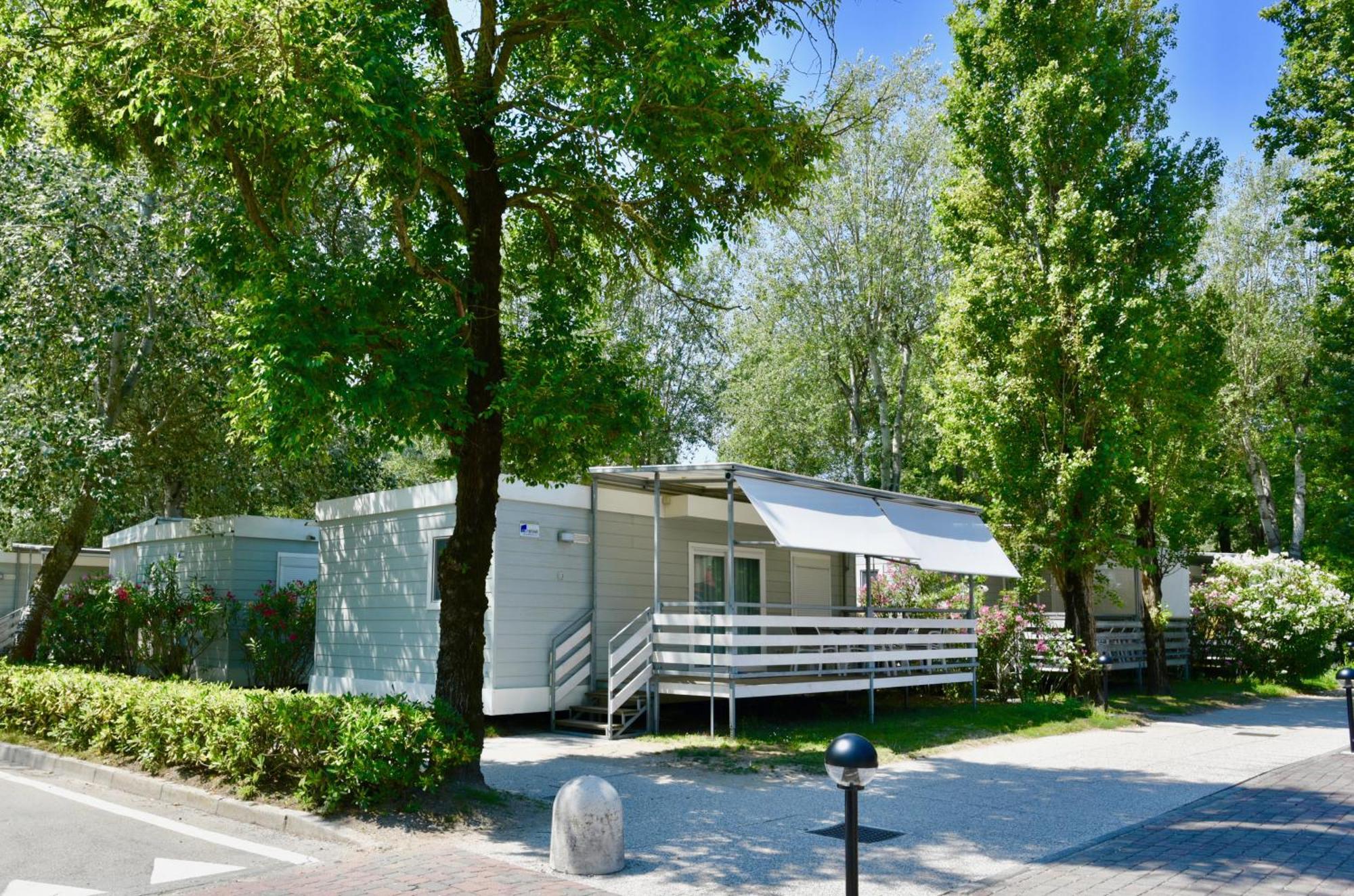Isamar Holiday Village Ca Lino 部屋 写真 Mobile home in a camping in France